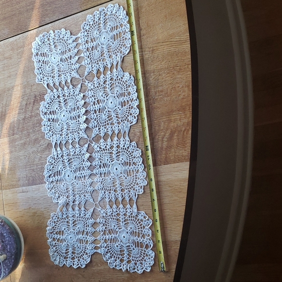 Handmade doili table runner unique - Picture 3 of 4